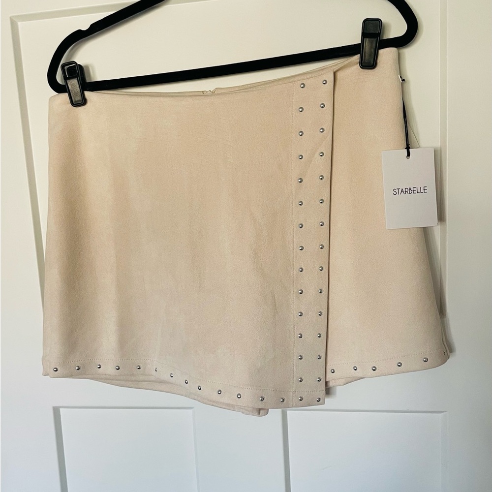Tan skort new with tags